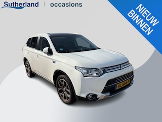 Mitsubishi Outlander 2.0 PHEV Executive Edition | Trekhaak | Achteruitrijcamera |
