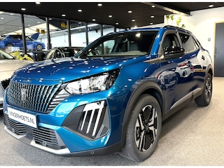 Peugeot 2008 1.2 Hybrid 145 Pk Allure * Navigatie * Keyless Open & Start * Dodehoekbewaking * Camera voor & Achter * Ckimate & Adaptive Cruise Control * Vingerhoets; Vierde Generatie Eersteklas Service. Al meer dan 100 jaar een begrip in de Brabantse Kempen.