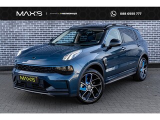Lynk & Co 01 1.5 Plug-in Hybrid | PHEV | Panoramadak | 360 Graden Camera | Infinity Audio Systeem | Lichtmetalen Velgen 20 inch | Adaptive Cruise Control | Elektrisch bedienbare achterklep | Apple Carplay/Android Auto | Stoelverwarming | Achteruitrijcamera | Keyless Entry | Elektrisch verstelbare bestuurderstoel met geheugenfunctie