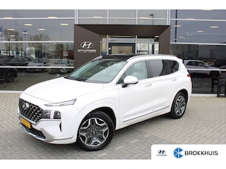 Hyundai Santa Fe 1.6 T-GDI PHEV Premium Plus Sky | Elektrisch verstelb. bestuurdersstoel met geheugen | Rondomzicht camera | Elektrisch bedienbare achterklep | Achterbank in delen neerklapbaar | Achterbank verwarmd | Achteruitrijcamera