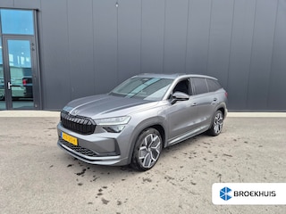 Skoda Kodiaq 1.5 TSI PHEV 204 PK Sportline Business Panoramadak | Wegklapbare trekhaak | Adaptive cruise control | Dodehoekdetectie | Keyless entry