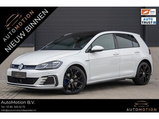 Volkswagen Golf 1.4 TSI PHEV GTE PANO STOELVERWARMING CAMERA