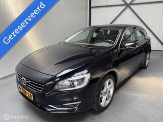 Volvo V60 2.4 D6 AWD PHEV Summum Aut.