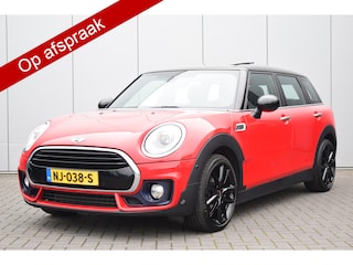 Mini Clubman 1.5 Cooper Chili Business Plus JCW Chilli/pakket Leer/Verwarmd Pano/dak