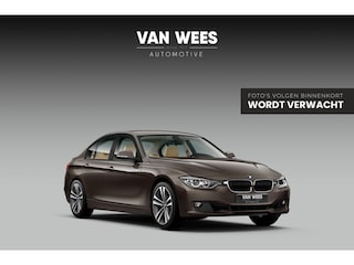 BMW 320i Upgrade Edition | NL auto | 2e eigenaar | HiFi audio | Xenon | Sportstuur | Stoelverwarming | Navigatie | Bluetooth | Climate control | PDC | Memory | Regensensor