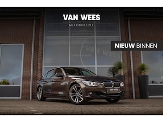 BMW 320i Upgrade Edition | NL auto | 2e eigenaar | HiFi audio | Xenon | Sportstuur | Stoelverwarming | Navigatie | Bluetooth | Climate control | PDC | Memory | Regensensor
