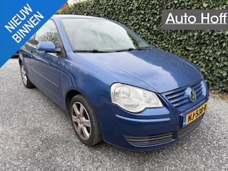 Volkswagen Polo 1.4-16V FSI Comfortline | Autom. Airco | Elekt. Ramen | LMV | Trekhaak | Nieuwe APK!