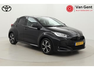 Toyota Yaris 1.5 Hybrid 115 Dynamic | Apple Carplay / Android Auto | Dodehoek detectie | Parkeersensoren voor/achter | Stoel-/stuurverwarming | Adaptive Cruise | Clima | Keyless | Camera | 16 inch