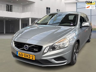 Volvo V60 1.6 T3 R-Design