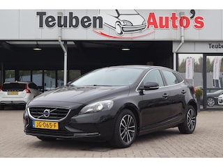 Volvo V40 2.0 T2 Nordic+ | Leder | Panoramadak | Stoelverwarming | Xenon
