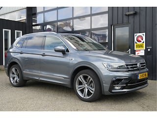 Volkswagen Tiguan 1.5 TSI Highline Business R 7p. | DSG | Pano | Virtuel | Trekhaak | NL-Auto