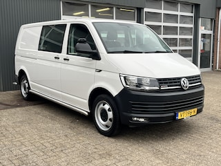 Volkswagen Transporter 2.0 TDI L2H1 DC 4Motion 150pk 2x Schuifdeur 4x4 Btw en Bpm vrij!! Airco Cruise controle Trekhaak 2500kg trekgewicht 1e eigenaar Ex overheid