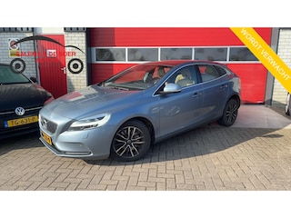 Volvo V40 1.5 T3 Inscription AUTOMAAT / TREKHAAK / FULL LED / BRUIN LEDER / PANORAMADAK / STANDKACHEL / STOELVERW / KEYLESS / NL-AUTO