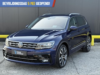 Volkswagen Tiguan 2.0 TSI 4Motion R-Line BOMVOL | PANODAK |