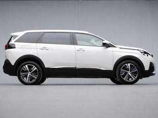 Peugeot 5008 1.2 PureTech Allure Sport 7P(PANORAMADAK,APPLE CARPLAY,NAVI,CAMERA,360 VIEW,SFEER VERLICHTING,SPORTSTOELEN,LM VELGEN)