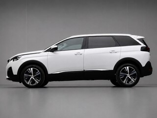Peugeot 5008 1.2 PureTech Allure Sport 7P(PANORAMADAK,APPLE CARPLAY,NAVI,CAMERA,360 VIEW,SFEER VERLICHTING,SPORTSTOELEN,LM VELGEN)