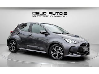 Toyota Yaris 1.5 HYBRID TEAM DYNAMIC NAVI-CARPLAY LED CAMERA WINTER PACK