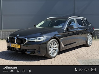 BMW 5-serie Touring 530e xDrive Executive / Elektrische trekhaak 2.000 kg / LED / Volledig Dealer Onderhouden / Leder / Apple Carplay/Android Auto / Camera / Navigatie / Stoel Verwarming / Zonne Wering / ACC /