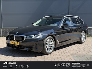 BMW 5-serie Touring 530e xDrive Executive / Elektrische trekhaak 2.000 kg / LED / Volledig Dealer Onderhouden / Leder / Apple Carplay/Android Auto / Camera / Navigatie / Stoel Verwarming / Zonne Wering / ACC /