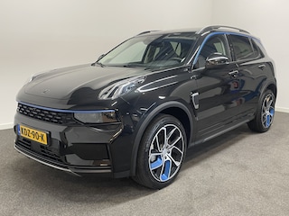Lynk & Co 01 1.5 261pk AUT7 PHEV 72km Elec. Pano/ Adapt./ 360 Camera/ Dig. Dashboard/ Stoelverw.