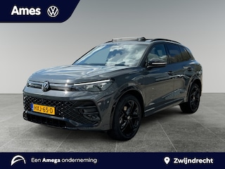 Volkswagen Tiguan 1.5 204pk eHybrid R-Line Edition Black Style Pakket | Trekhaak inklapbaar | Panoramaschuif-kanteldak