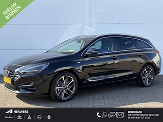 Hyundai i30 Wagon 1.5 T-GDi MHEV Premium / Stoelverwarming en Stoelverkoeling / Apple Carplay/Android Auto / Cruise control /