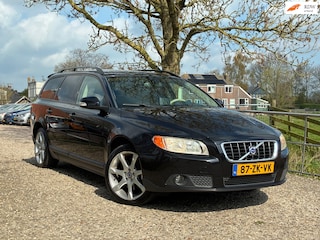 Volvo V70 2.5T Kinetic | Automaat + Cruise + Clima Nu € 6.975,-!!!
