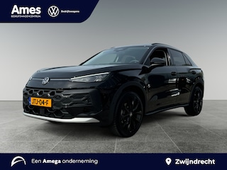 Volkswagen T-Roc 1.5 115pk eTsi Life First Edition Parkeerassistent 'Park Assist' | Voorstoelen verwarmbaar | Achteruitrijcamera 'Rear View'