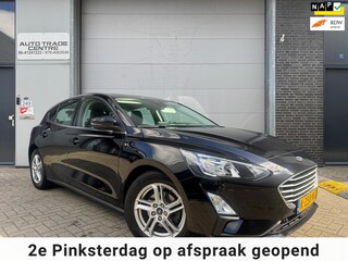 Ford Focus 1.0 EcoBoost Trend Edition Business [Camera|Carplay|Lane assist|Draadloos laden|Dealer OH]