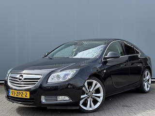 Opel Insignia BJR 2013 1.6 T 180 PK Cosmo INFINITY AUDIO | SPORTSTOELEN | XENON | CRUISE | CLIMA | LMV