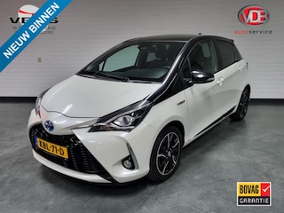 Toyota Yaris 1.5 Hybrid Style Bi-Tone / Pano