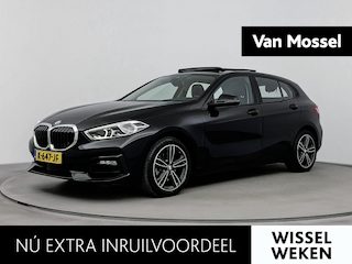 BMW 118i Executive Edition AUTOMAAT | PANORAMADAK | CLIMATE CONTROL | NAVIGATIE