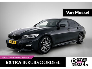 BMW 318i Business Edition | WORDT VERWACHT | M-SPORT PAKKET | HALF LEDER-ALCANTARA INTERIEUR | ACHTERUITRIJCAMERA | APPLE CARPLAY | ANDROID AUTO | TREKHAAK WEGKLAPBAAR | LED VERLICHTING | INTERIEUR VERLICHTING |