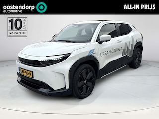 Toyota Urban Cruiser Executive 61 kWh **PANORAMA DAK/ STUURVERWARMING/ DODEHOEK DETECTIE**