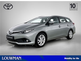 Toyota Auris Touring Sports 1.8 Hybrid Dynamic | Limited + |