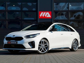 Kia ProCeed 1.4 T-GDI GT-PlusLine Pano|Camera|Trekhaak|Sportstoel|Cruise|Navi|Winterset