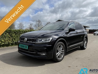 Volkswagen Tiguan 2.0 TDI * R-Line * 4x4 * Grijs kenteken