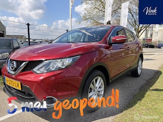Nissan Qashqai 1.2 Premier Edition | Line Assist | NAV | Camera | Trekhaak | Cruise & Climate Control | LM Velgen | Nette Auto!
