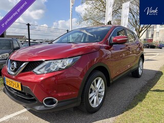 Nissan Qashqai 1.2 Premier Edition | Line Assist | NAV | Camera | Trekhaak | Cruise & Climate Control | LM Velgen | Nette Auto!