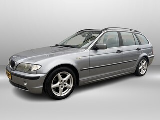 BMW 3-serie Touring 316i Black&Silver II Liefhebbers auto! | Apple carplay | Trekhaak | Navi | Cruise | Blue tooth