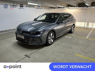 Volkswagen Passat Variant 1.5 eHybrid Business 204 PK PHEV | Navigatie | Trekhaak inklapbaar | Parkeer camera | Stoel- en stuurverwarming |