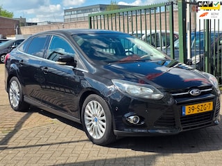 Ford Focus 1.6 EcoBoost Titanium Start stop Airco cruis control stoelverwarming trekhaak parkeer sensor