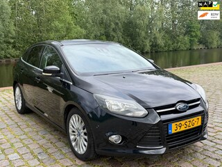 Ford Focus 1.6 EcoBoost Titanium Start stop Airco cruis control stoelverwarming trekhaak parkeer sensor