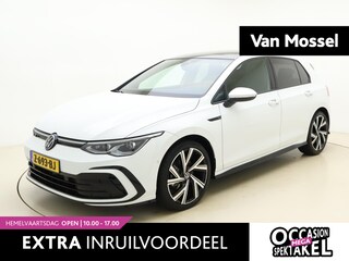 Volkswagen Golf 1.5 eTSI R-Line Business | Automaat | Schuif/Kanteldak | Standkachel | Stoelverwarming | Camera | Adaptieve Cruise | Apple Carplay / Android Auto | Achterbankverwarming |