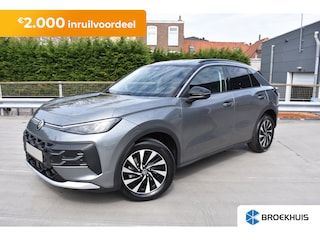 Volkswagen T-Roc Life First Edition | 'App-Connect' draadloze smartphone integratie | Automatische afstandsregeling (Adaptive Cruise Control) | Buitenspiegels elektrisch instel-, verwarm- en inklapbaar