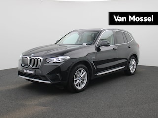 BMW X3 xDrive30e (135 kW) | Automaat | Stoel Verwarming | Virtual cockpoit | Apple carplay | Camera | Parkeersensoren | Cruise Control | Climate Control | Elektrische kofferklep | Navigatie | LED | LMV |