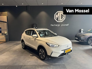 MG ZS EV Standard Range Luxury 50 kWh | Leder | Led Koplampen | Panoramadak | 360 Camera | Stoelverwarming |