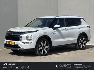 Mitsubishi Outlander 2.4 PHEV Business Edition / 1600kg Trekgewicht / 8 jaar Garantie / Origineel NL Auto / Yamaha Audio Installatie / Navigatie/ Apple Carplay Android Auto / Stuur-& Stoelverwarming / 360 Camera / HUD / Elektrische Achterklep / PHEV AWD 4WD