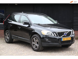 Volvo XC60 3.0 T6 AWD Momentum Xenon/Leer/Parkeersensor/Stoelverwarming