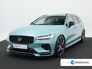 Volvo V60 T8 Plug-in hybrid AWD Ultra Dark HEICO | Custum Wrap | 21" | Extra getint glas | Full-LED koplampen | HEICO SPORTIV achterskirt met sporteinddemper
